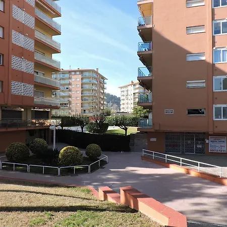 Homeholidaysrentals Aqua *