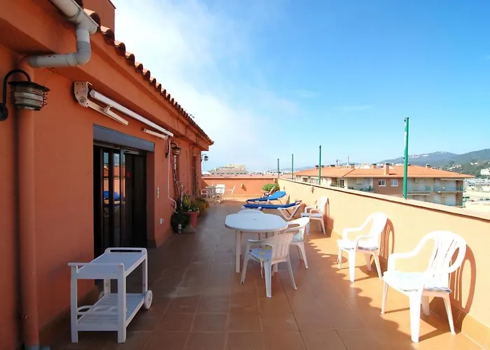 Homeholidaysrentals Aqua * Santa Susanna